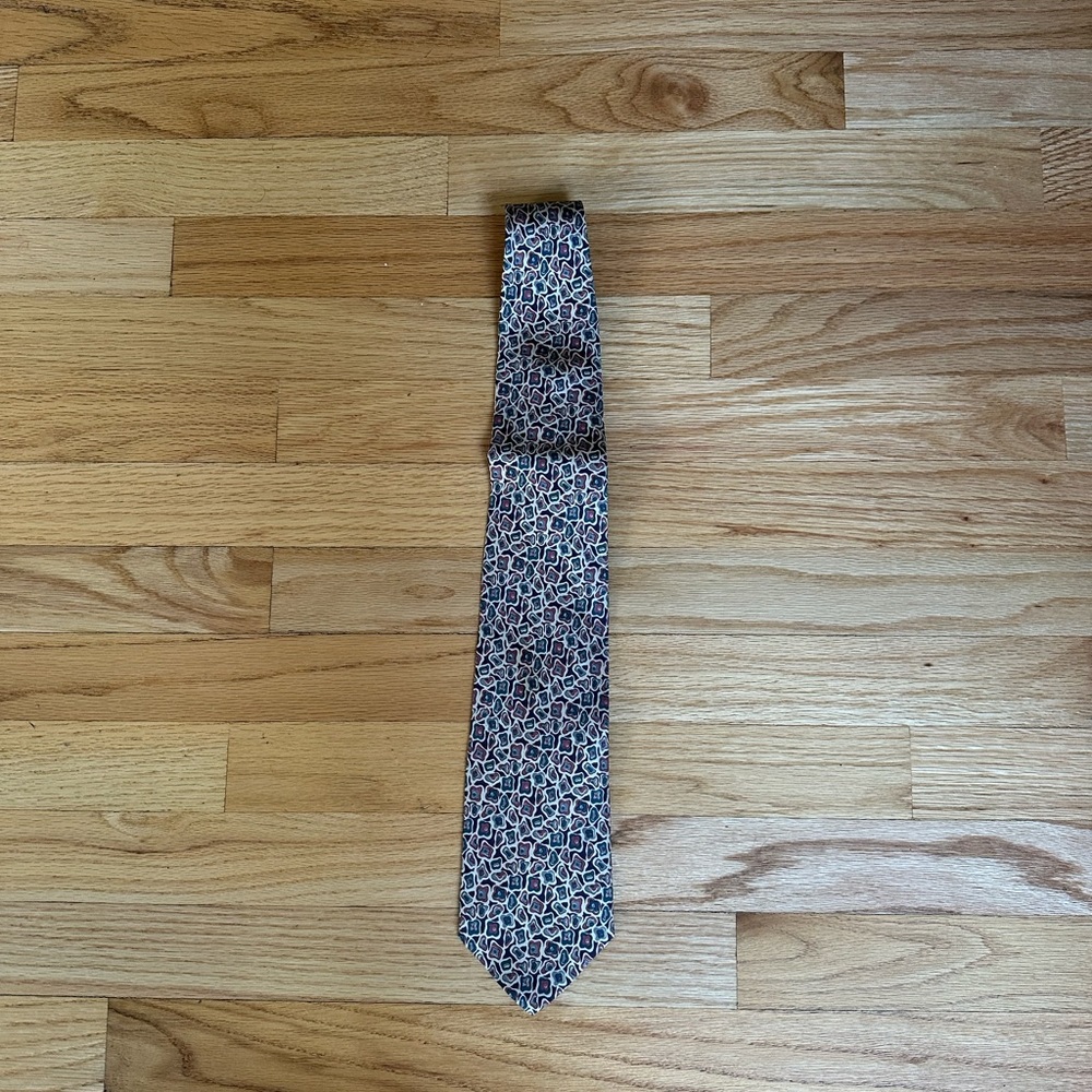 Kuppenheimer men’s clothiers tie